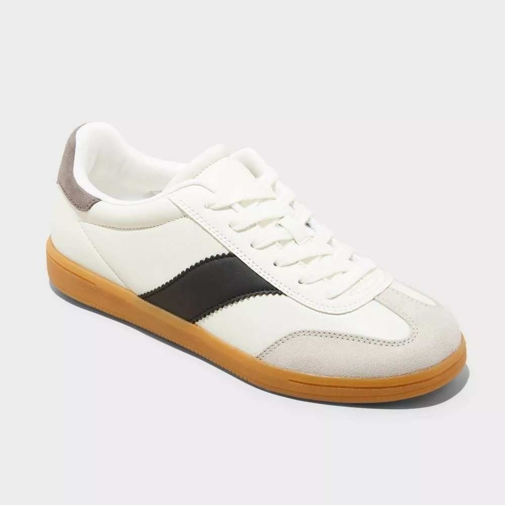 Women's Sneakers by Universal Thread Spencer White 10 New With Tags